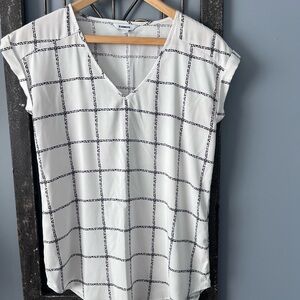 Express Black and White Grid Pattern Blouse